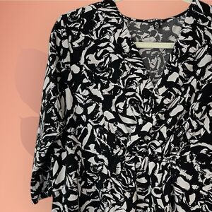 George Women's V-Neck Blouse | Size XL (12-14) | Black White Abstract Floral